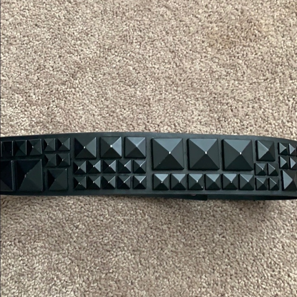 BCBG belt size L